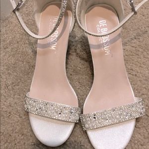 Wedding shoes didn’t fit me but maybe you will enjoy these sparkling wedges.